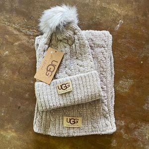 UGG Toboggan and Scarf Set